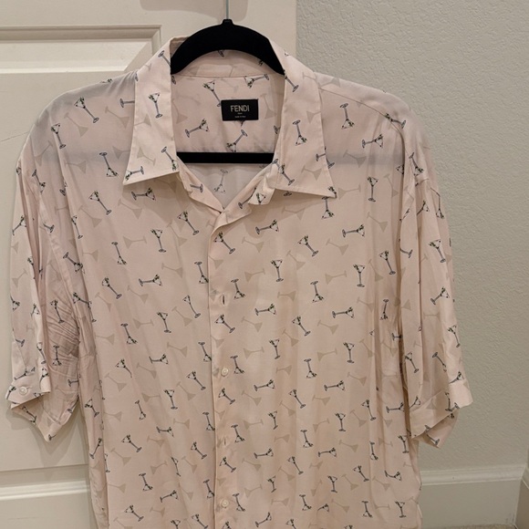 Fendi Men's White/Pink Shirt with Cocktail Print